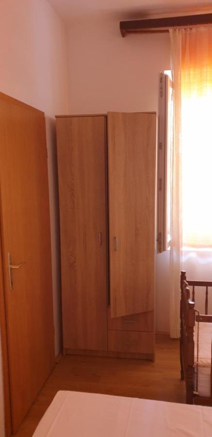 Apartments Pharia Йелса Екстериор снимка