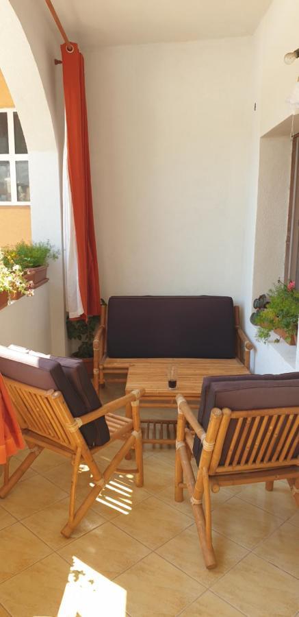 Apartments Pharia Йелса Екстериор снимка